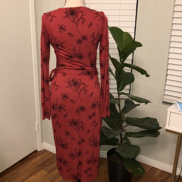 Forever 21 Wrap Dress - Picture 3 of 6